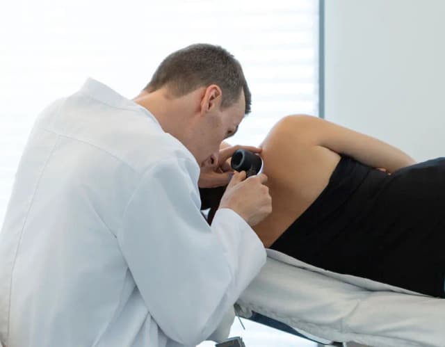 Hautkrebsvorsorge im Hautzentrum Obere Wässere