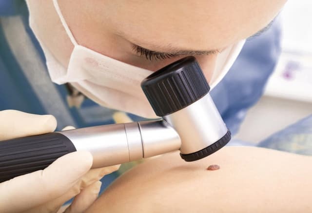 DERMATOLOGIA CLINICA