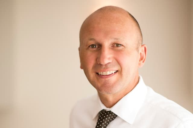 Dr. Zipprich Ästhetik Experte in Aschaffenburg