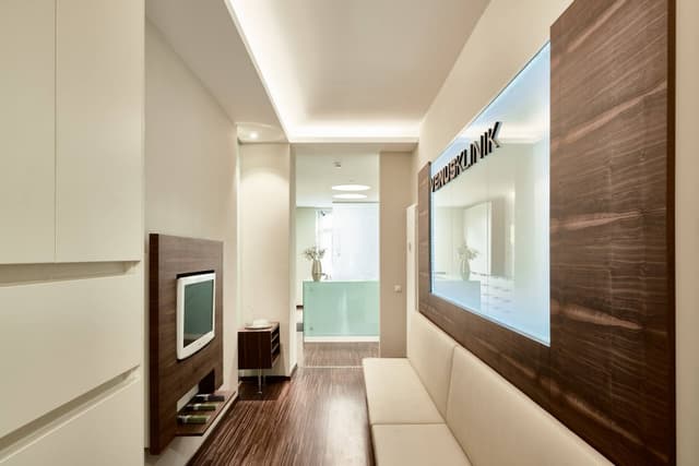 Venusklinik - Venusklinik Augsburg - Privatklinik & Privatpraxis für Haut- und Venenerkrankungen, ästhetische Medizin und Lasertherapien