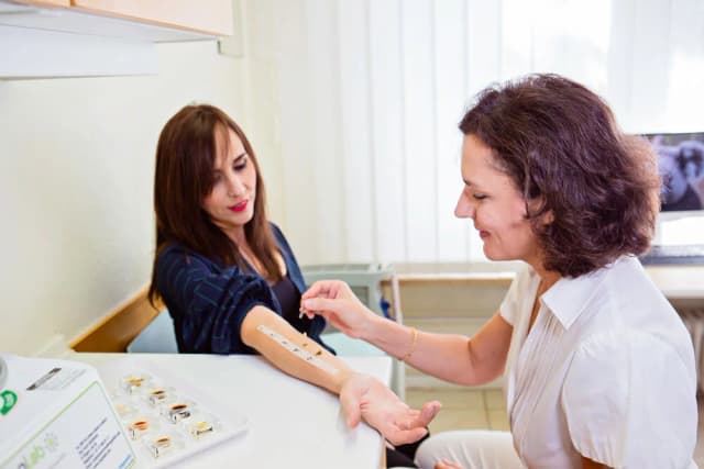 Elena Tasler-Salloum Hautärztin klassische Dermatologie.jpg