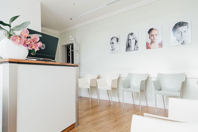 Hautärzte Braunschweig - Wartezimmer